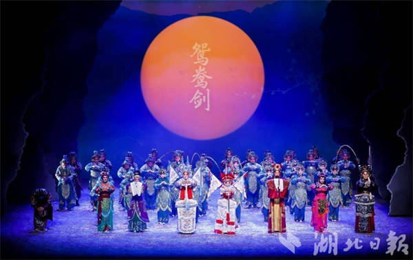 10大剧种15场演出精彩纷呈 2026年武汉“戏码头”戏曲艺术展演落幕