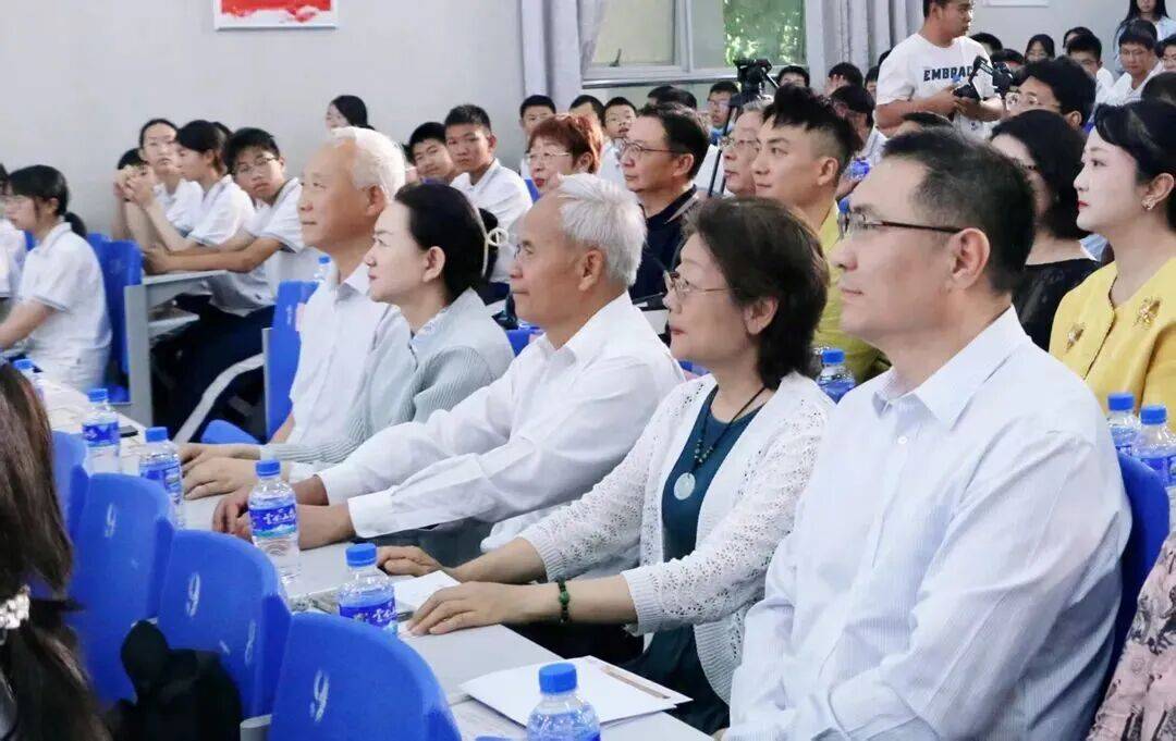 中国教育电视台2026年“一堂好戏”文化艺术校园行启动仪式在昆明举行