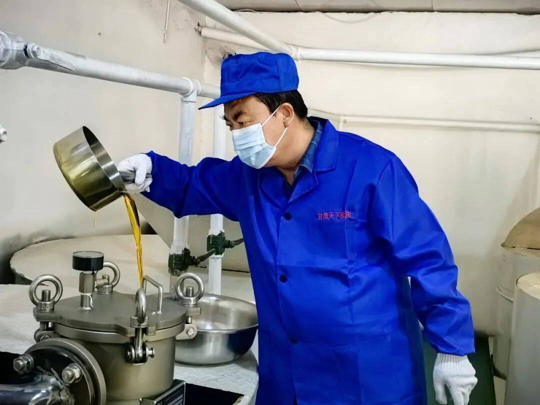 靖远:十年匠心铸品质 “天下粮油”香飘远_企业_的生产_李彦斌