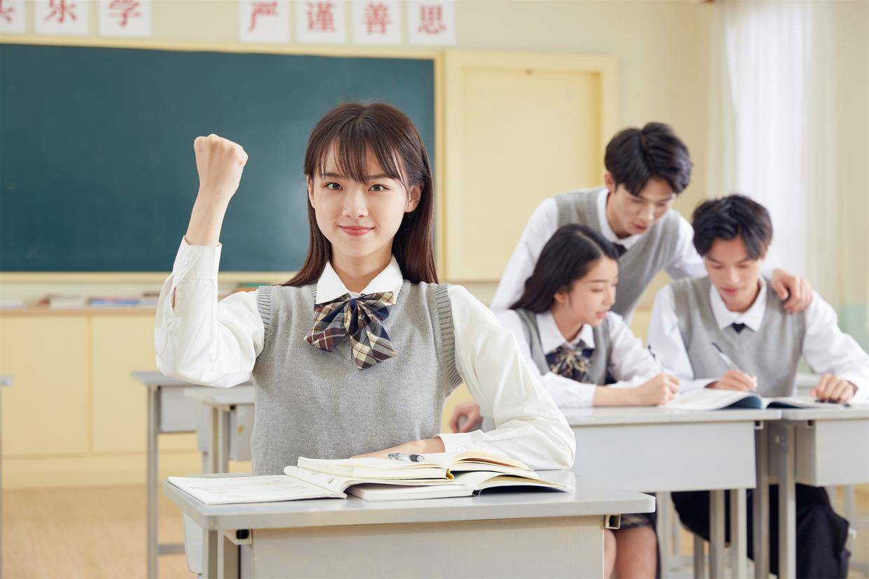 内蒙古商都县萤石选厂安全生产许可起争议 相关