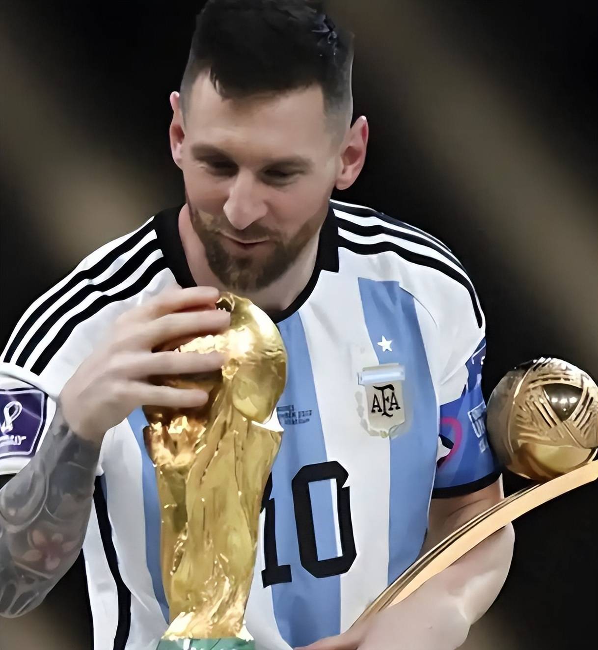 国足缺席2026世界杯？西方没料到，中国包揽三大赛道！