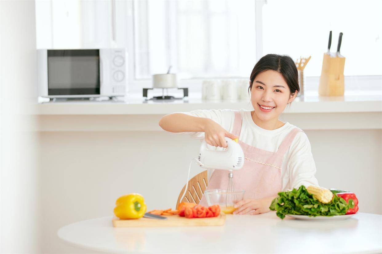 "九蒸九晒"黄精猫腻