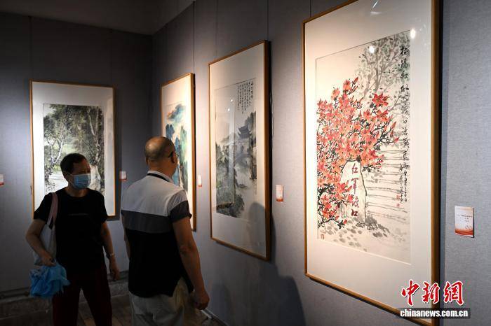 中国书画家长汀采风写生作品展在福州开幕