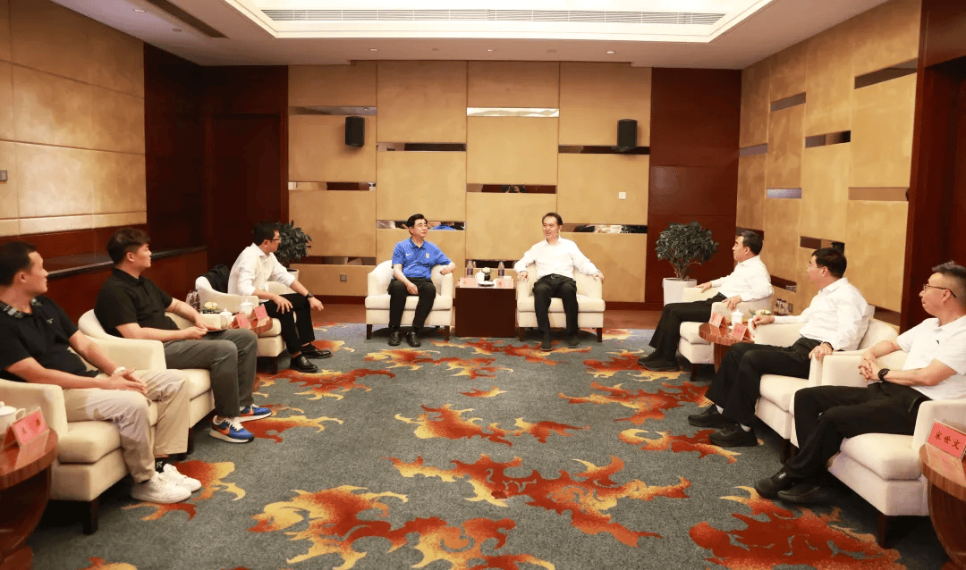 宁夏回族自治区政协主席陈雍会见中国足协主席宋凯