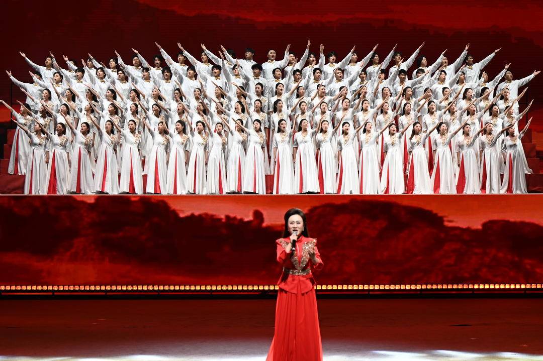 成都艺术职业大学举办红色主题教学成果展演