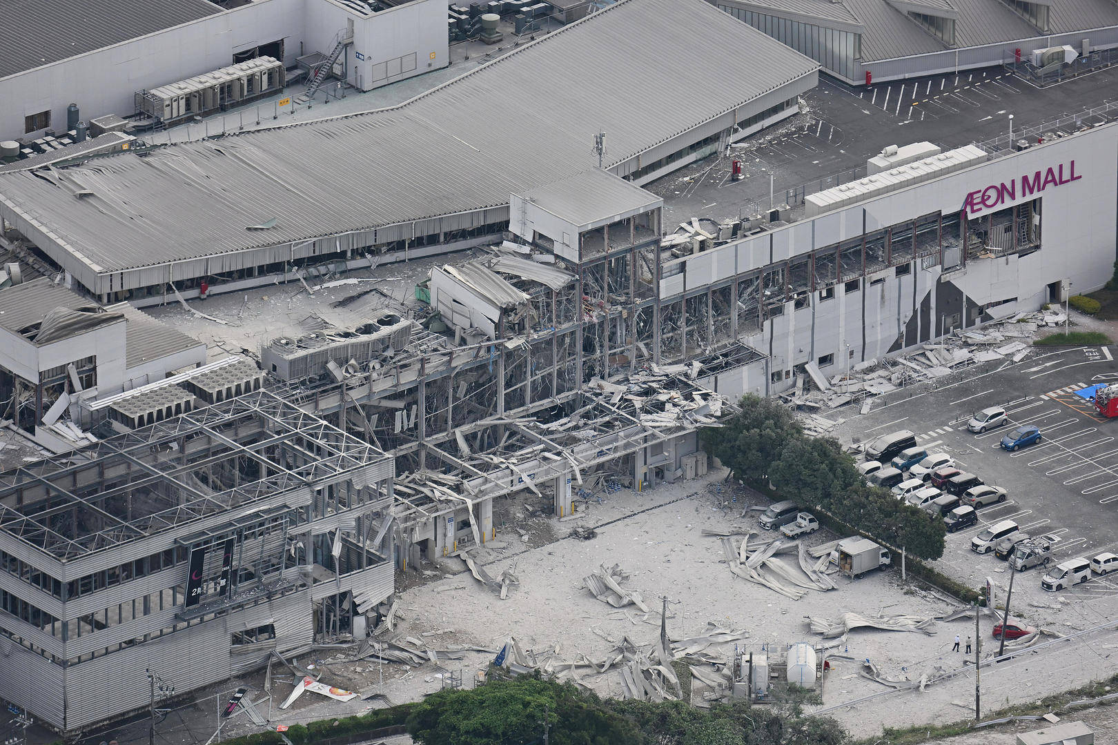 日本熊本强震：自来水浑浊，地壳移动84厘米，400床医院爆满，停电病房“像战区”