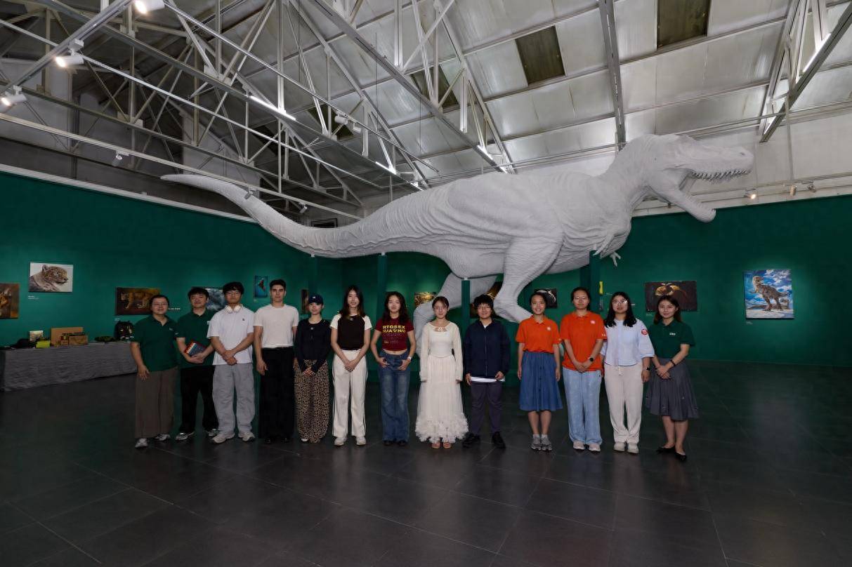 “212行动志”科学艺术座谈会第二场举行 清华学子与各界嘉宾共话科学艺术的时代命题