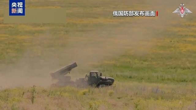俄罗斯总统：解决俄乌冲突的可能性依然存在