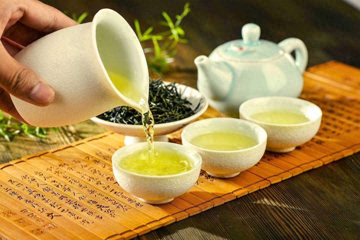 原创            寿命与喝茶量有关？医生调查发现：寿命长的人，每天喝茶在这个量
