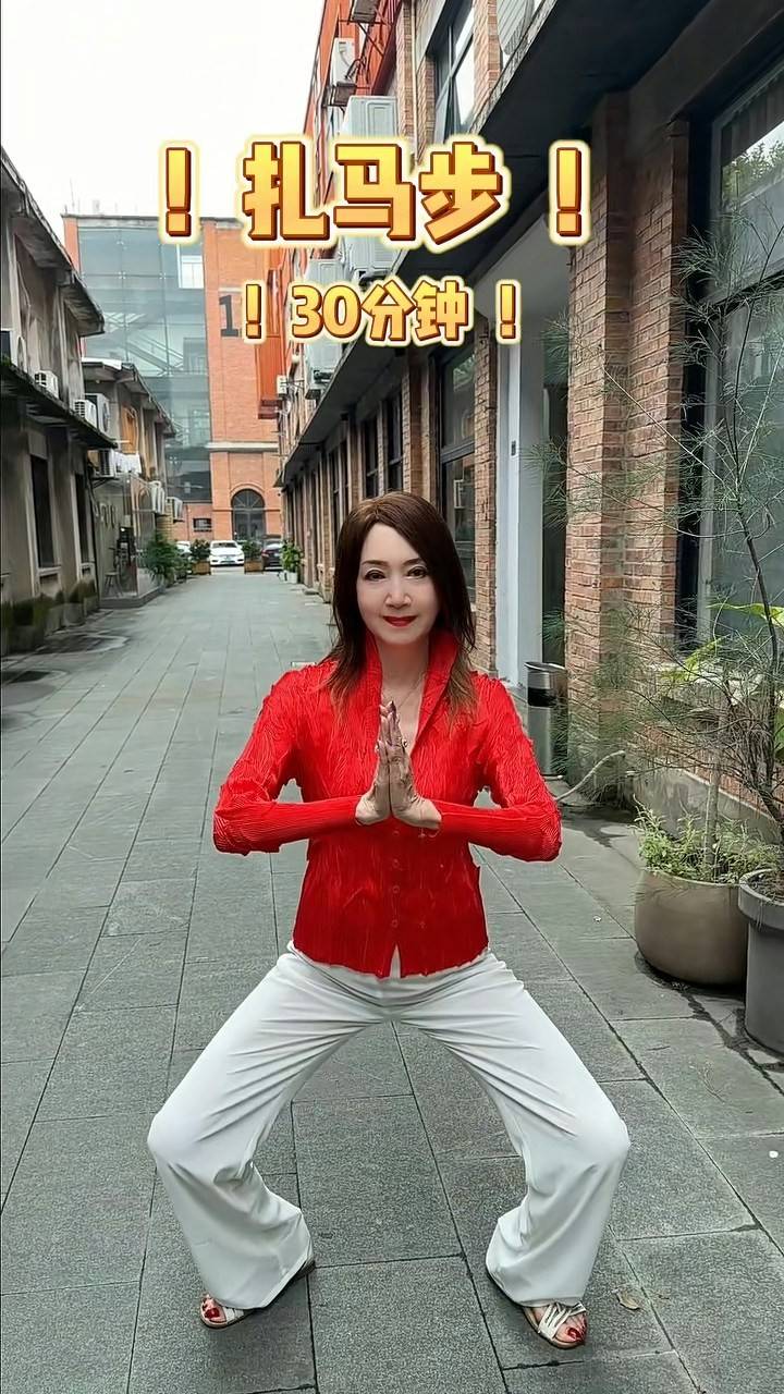 点击图片看原样大小图片
