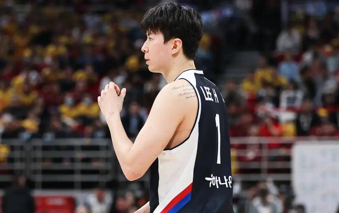 114：80，韩国大胜约旦，闯入4强！中国男篮收坏消息，夺冠不容易
