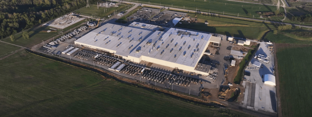 马斯克睡进工地！为AI基建拼了