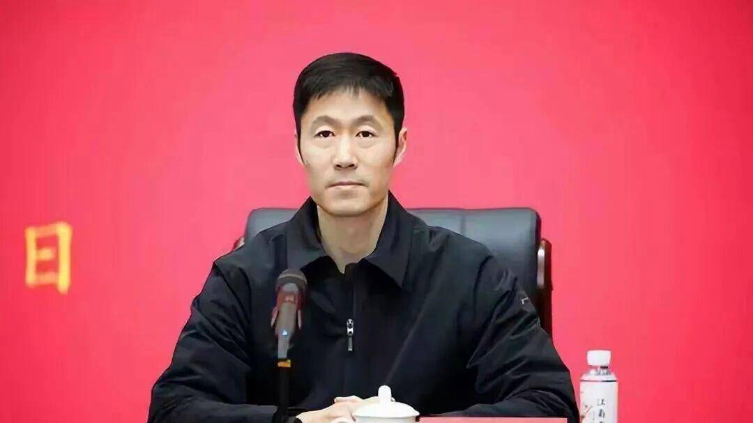 邱贻可无缘亚运官方名单，于子洋拿到随队资格！王励勤这步棋藏着国乒的未来