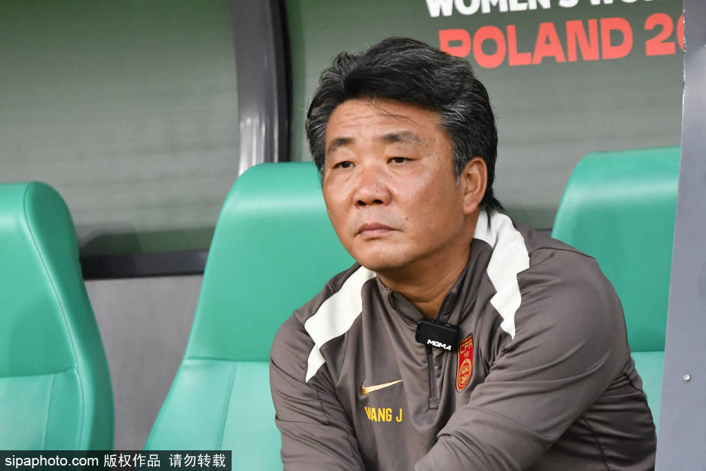 中国女足八强对手出炉！CCTV5全程直播，日本女足4-0，淘汰赛需警惕定位球隐患