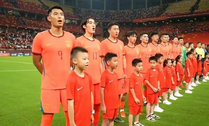 邵佳一复盘国足完胜：年轻球员表现未达预期