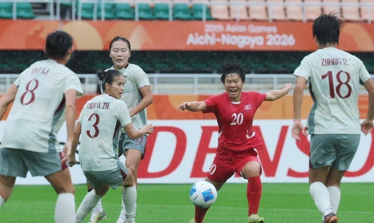 中国女足 vs 巴西女足