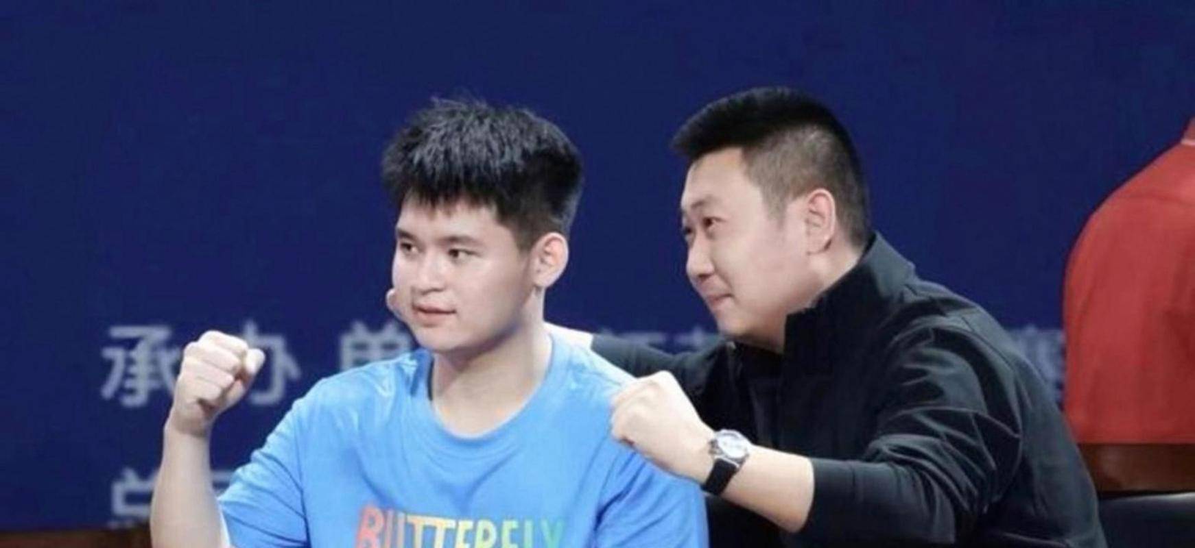 林诗栋 vs 向鹏