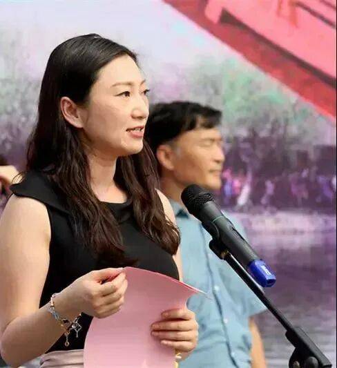 dnf火女卡哪里爆__河南多个景区挂出巨幅五星红旗