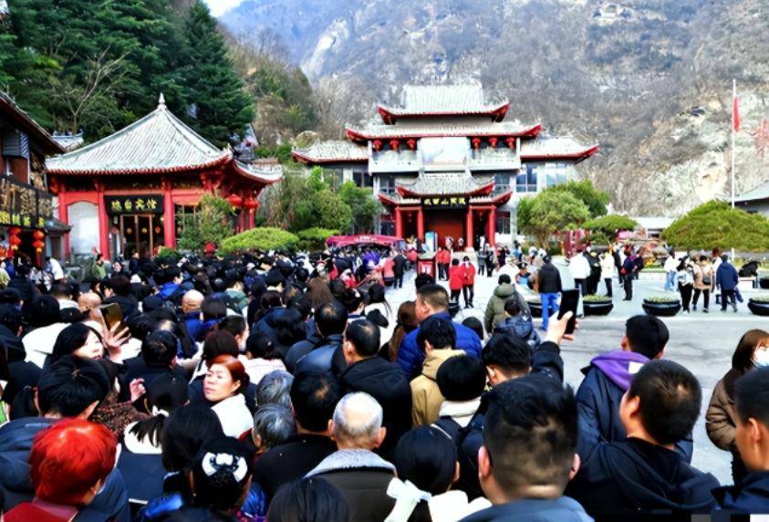 国庆出行大变样！避开人流扎堆，这4个反向操作太舒服(图2)