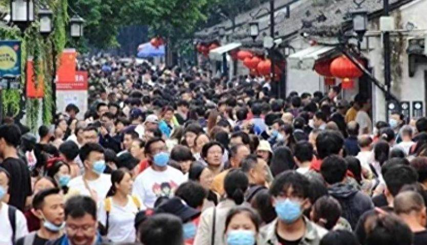 国庆出行大变样!避开人流扎堆,这4个反向操作太舒服