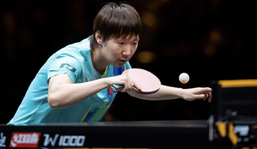 4-0申裕斌，王曼昱再战张本美和！反超孙颖莎，重返世界第一！王艺迪输球原因曝光！