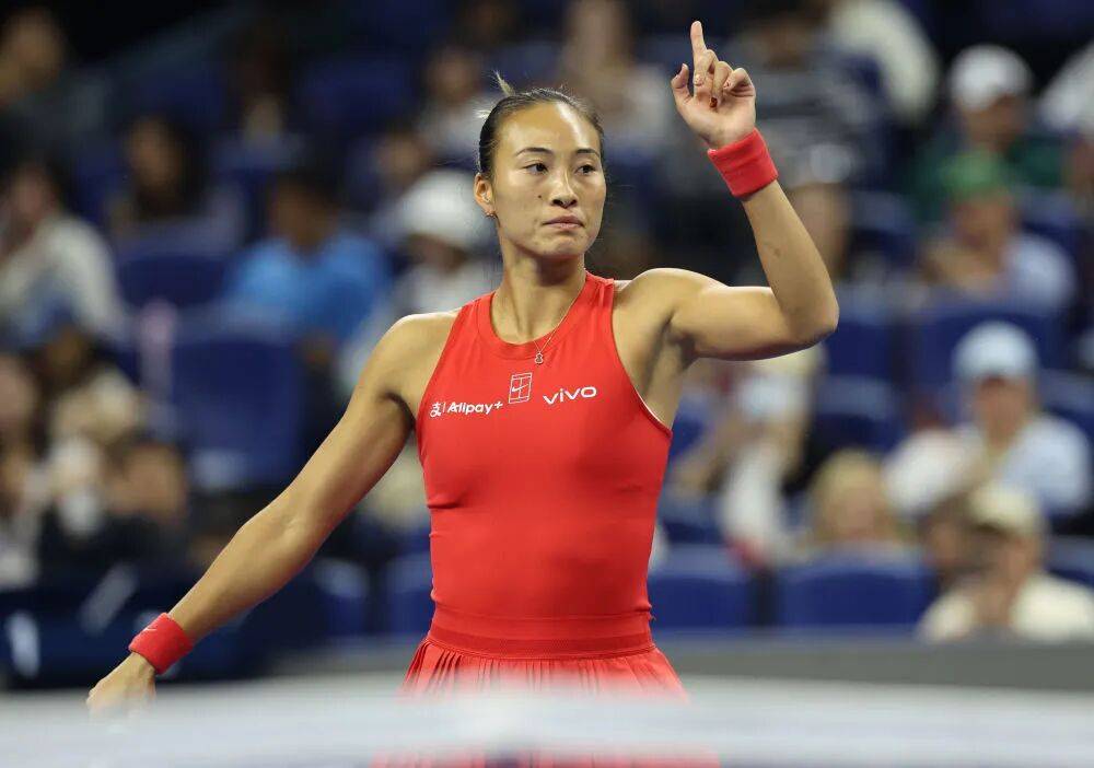 祝贺！郑钦文成为中网首位本土女单冠军