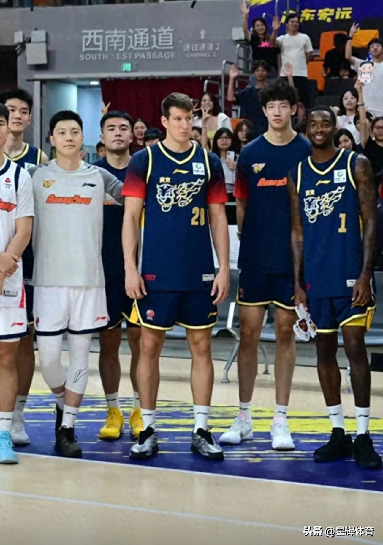 广东战天津！徐杰全力以赴 胡明轩回暖 卢卡要爆发 亚帅下令拒3连败