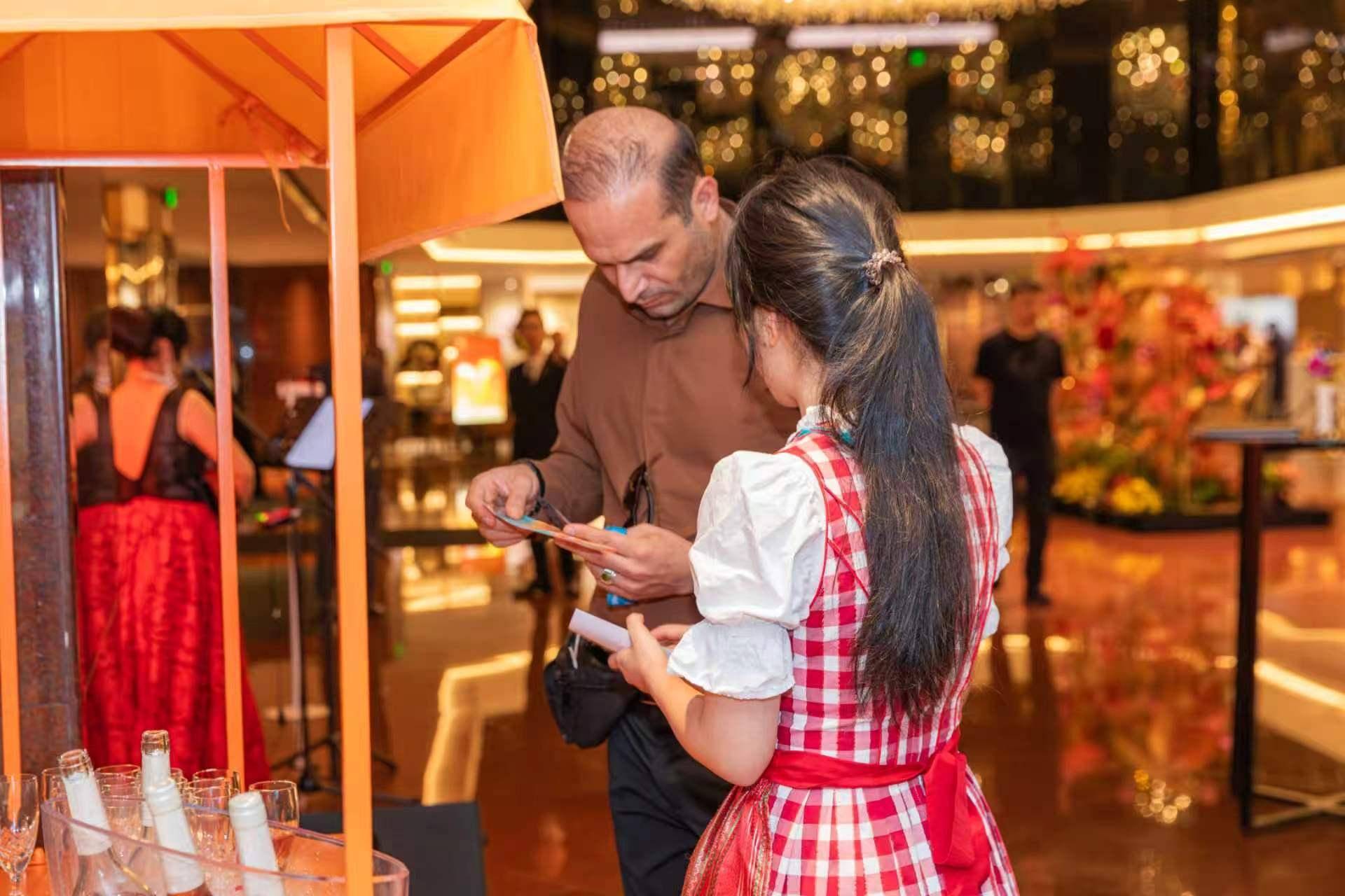 广交会“热力值”拉满!广州文旅预订量增长10%,高端住宿需求旺盛__广交会“热力值”拉满!广州文旅预订量增长10%,高端住宿需求旺盛