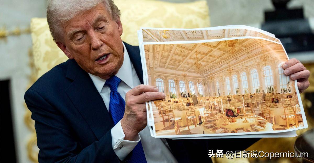 特朗普称自费建厅未捐款