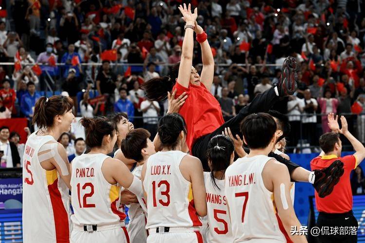 中国女篮四大核心传来新动向！有关李梦、李月汝、韩旭、王思雨