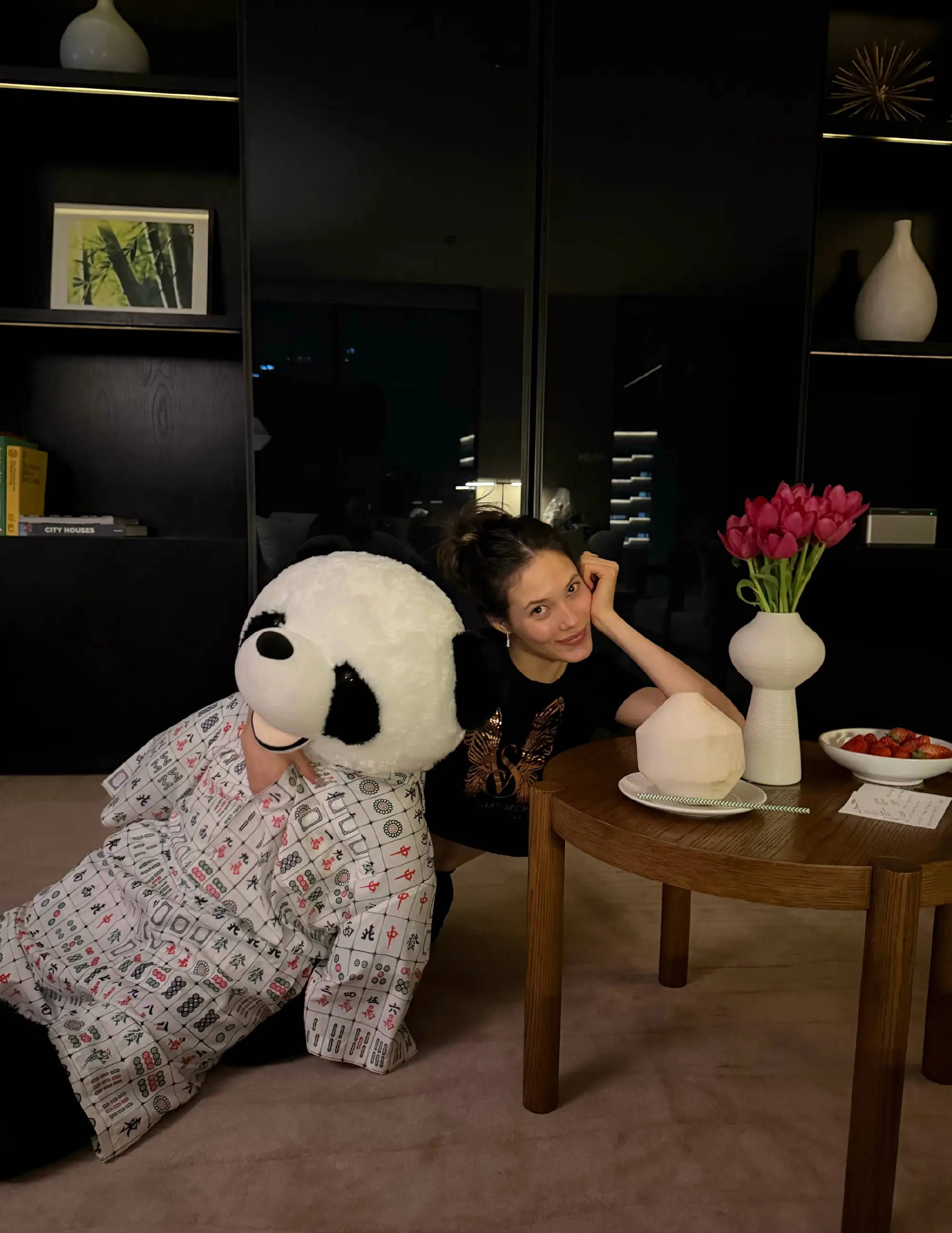 谷爱凌更重生存好意思照！大方秀纤细好意思腿体魄超好